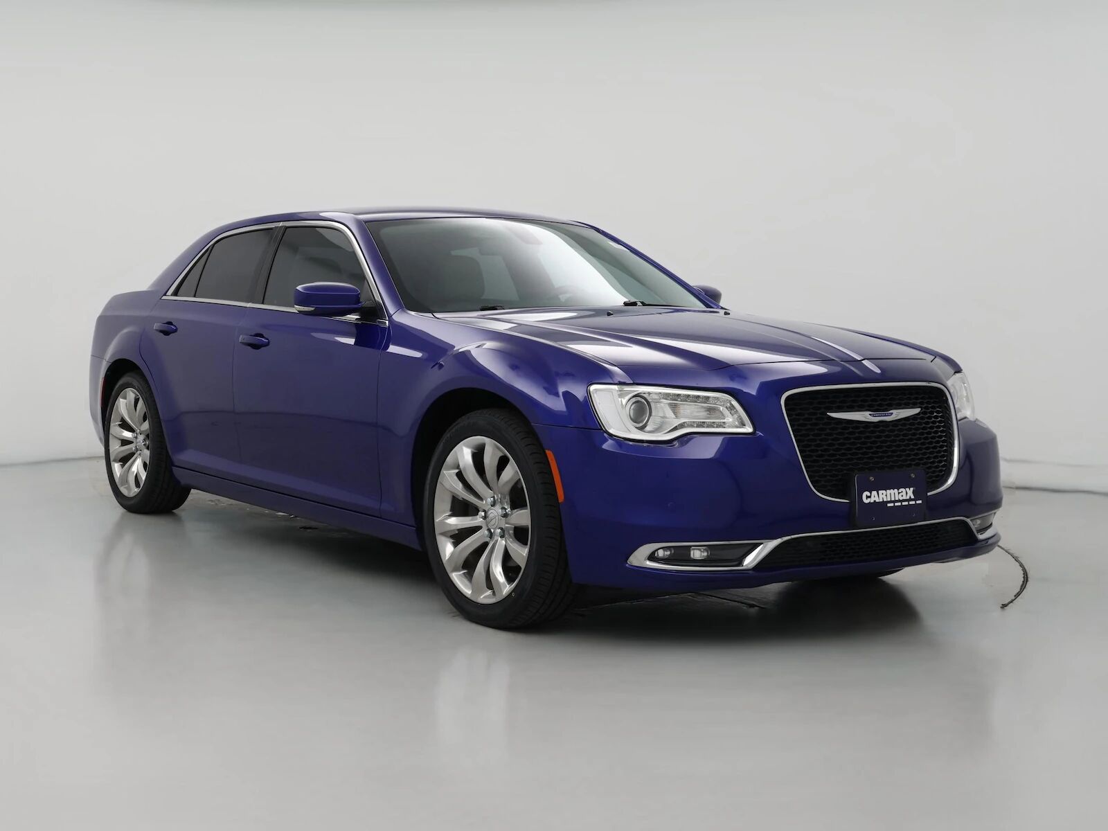 2019 CHRYSLER 300