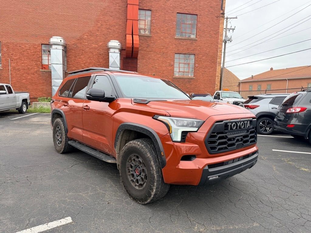 2024 TOYOTA Sequoia