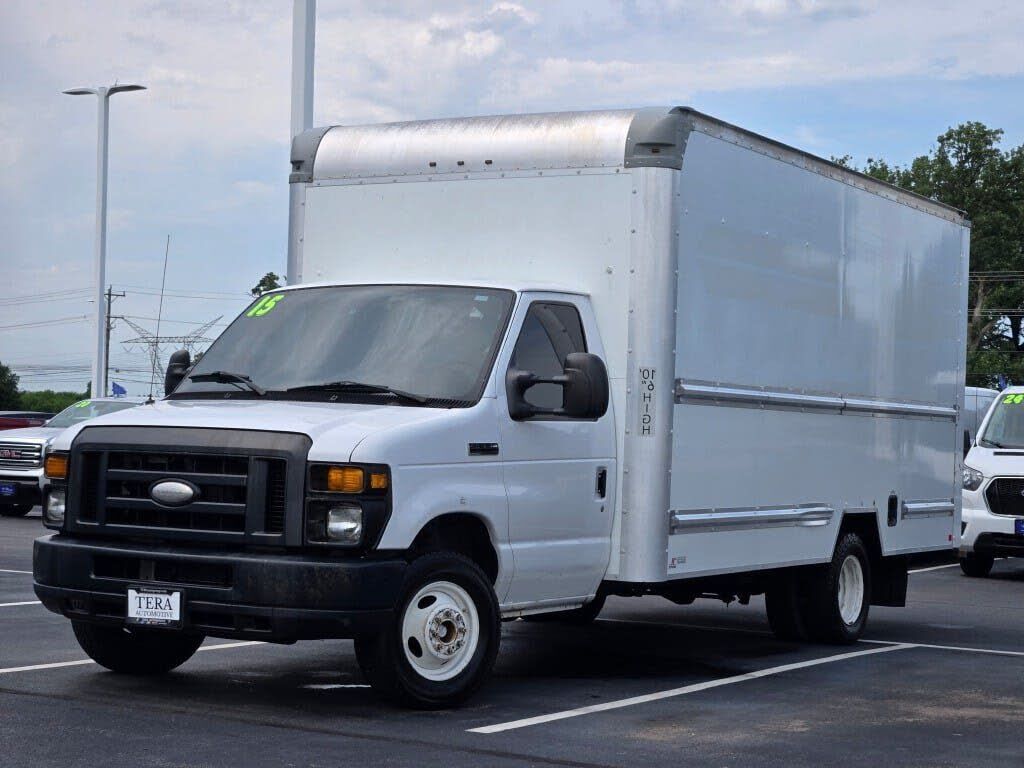 2015 FORD E-350