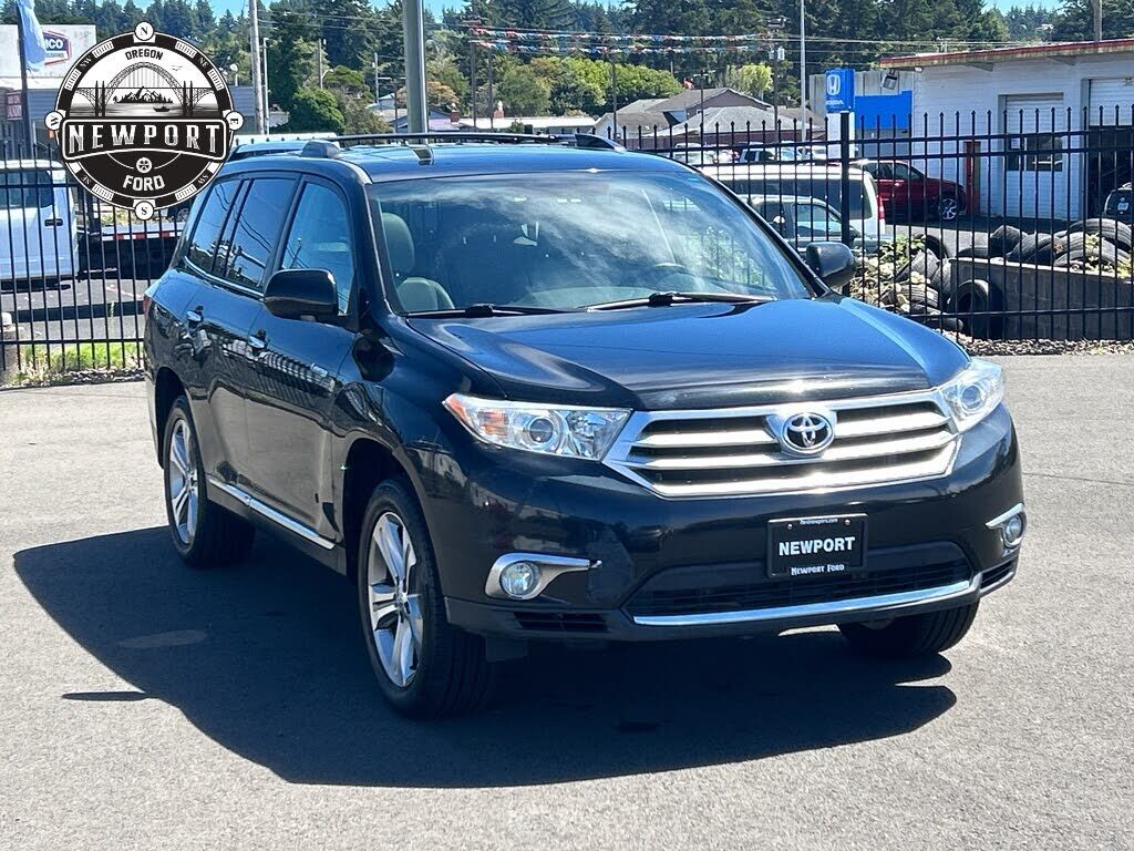 2011 TOYOTA Highlander