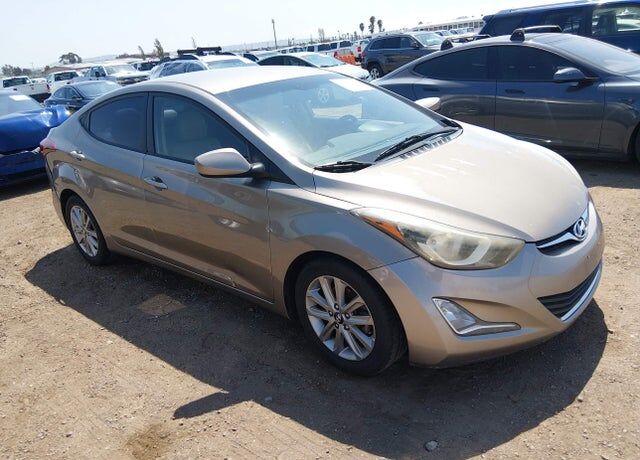 2016 HYUNDAI Elantra