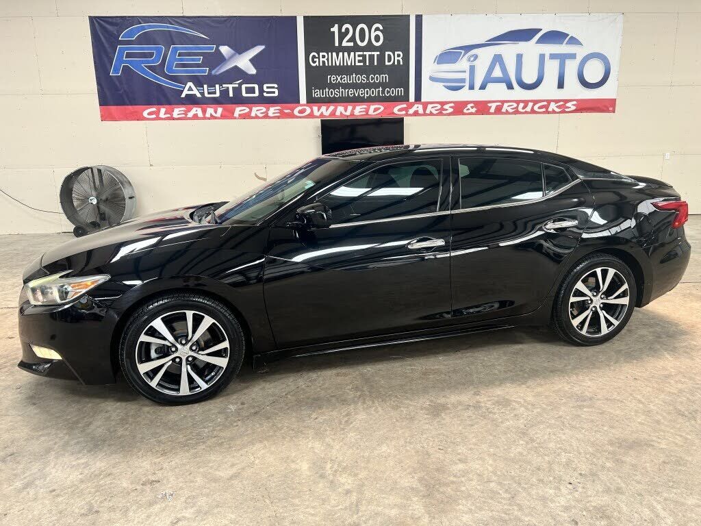 2017 NISSAN Maxima