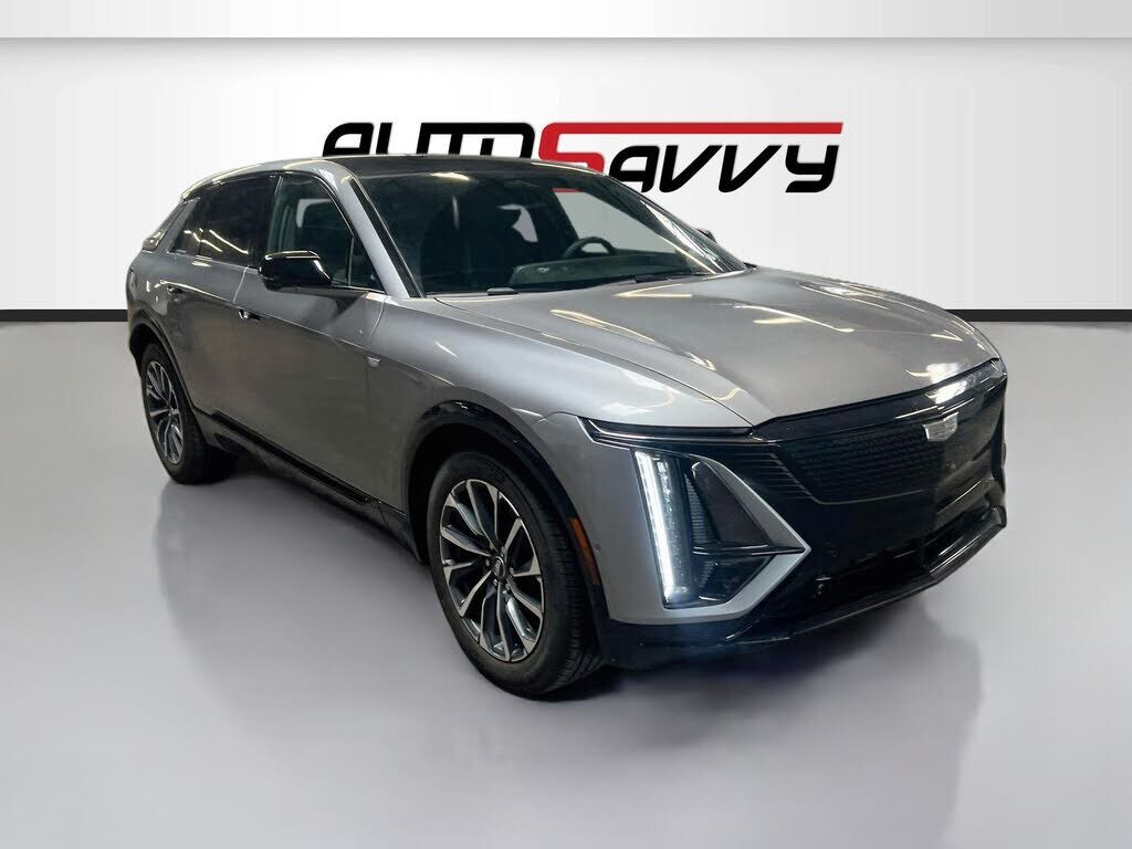 2025 CADILLAC Lyriq