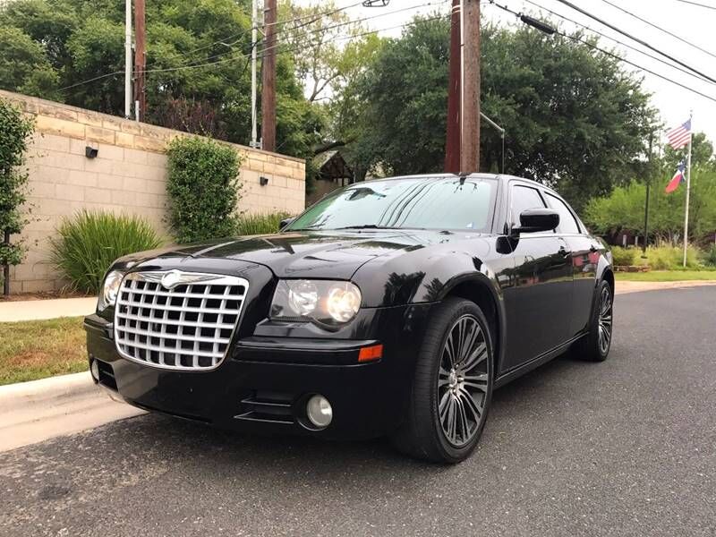 2010 CHRYSLER 300