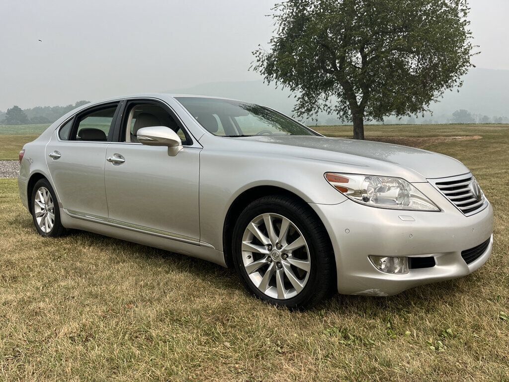 2011 LEXUS LS