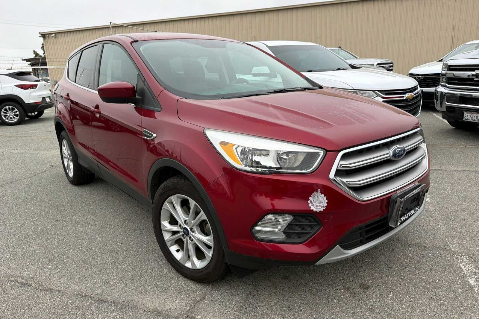 2017 FORD Escape