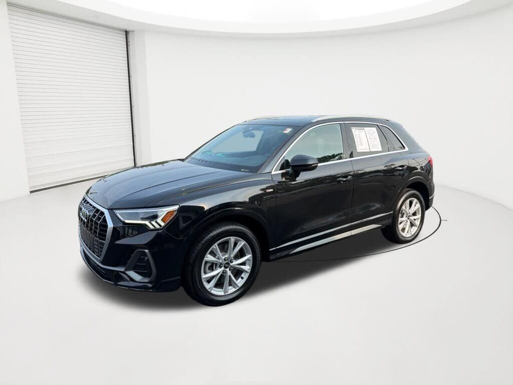 2025 AUDI Q3