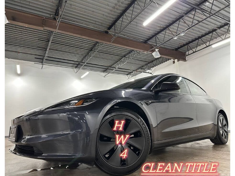 2024 TESLA Model 3