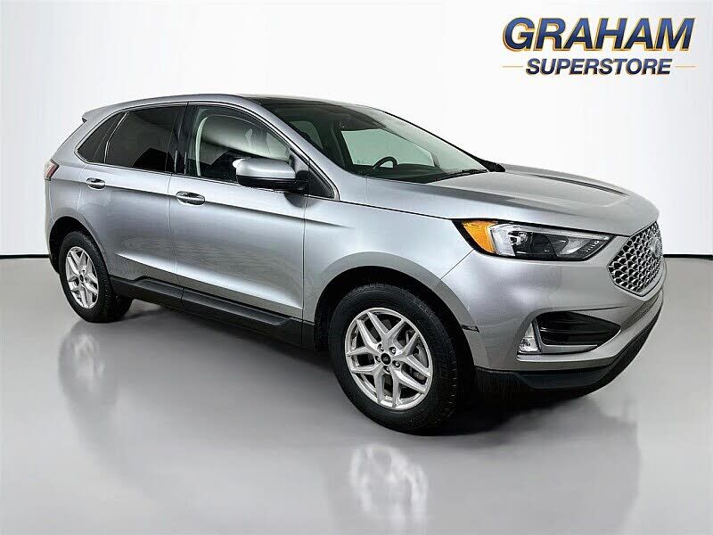 2023 FORD Edge