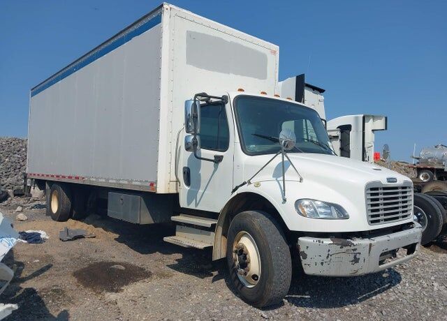 2016 FREIGHTLINER M2