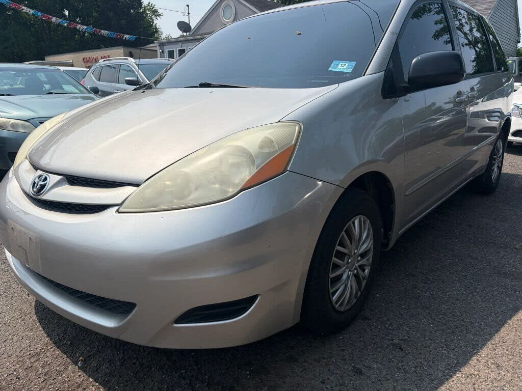 2006 TOYOTA Sienna