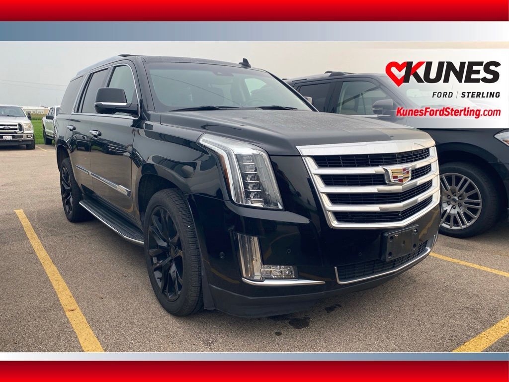 2017 CADILLAC Escalade