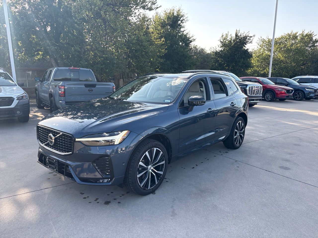 2024 VOLVO XC60