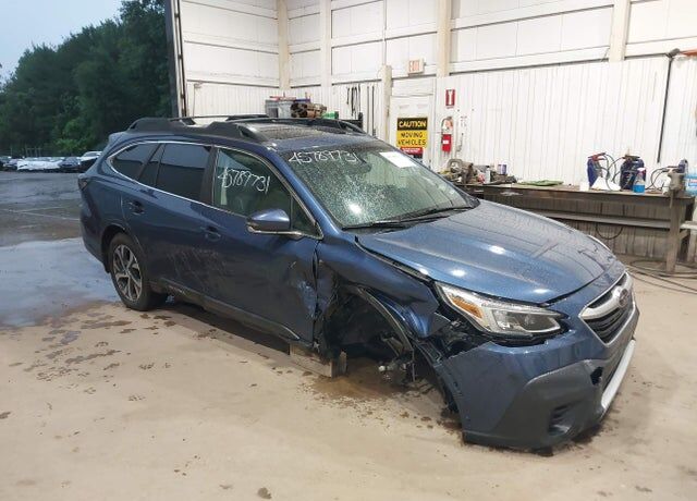 2022 SUBARU Outback
