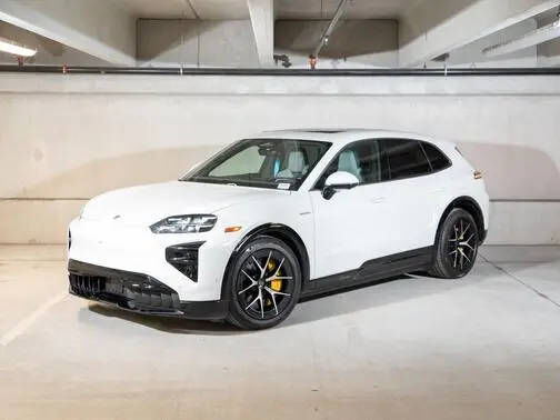 2026 PORSCHE Cayenne