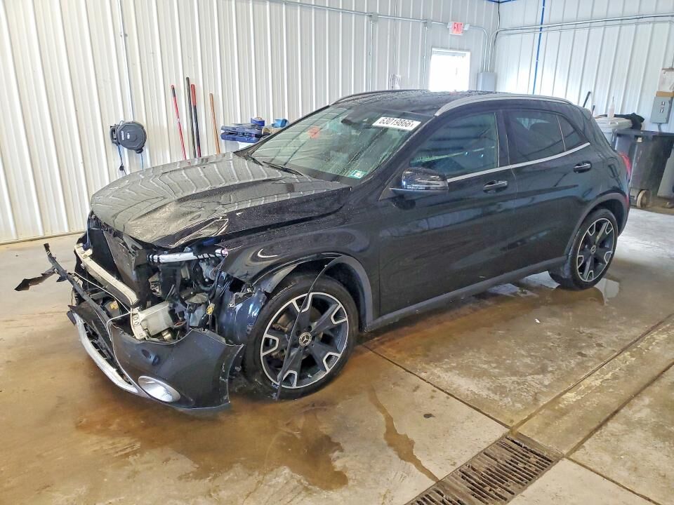 2018 MERCEDES-BENZ GLA-Class
