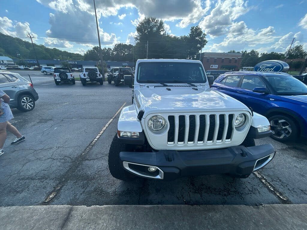 2021 JEEP Gladiator