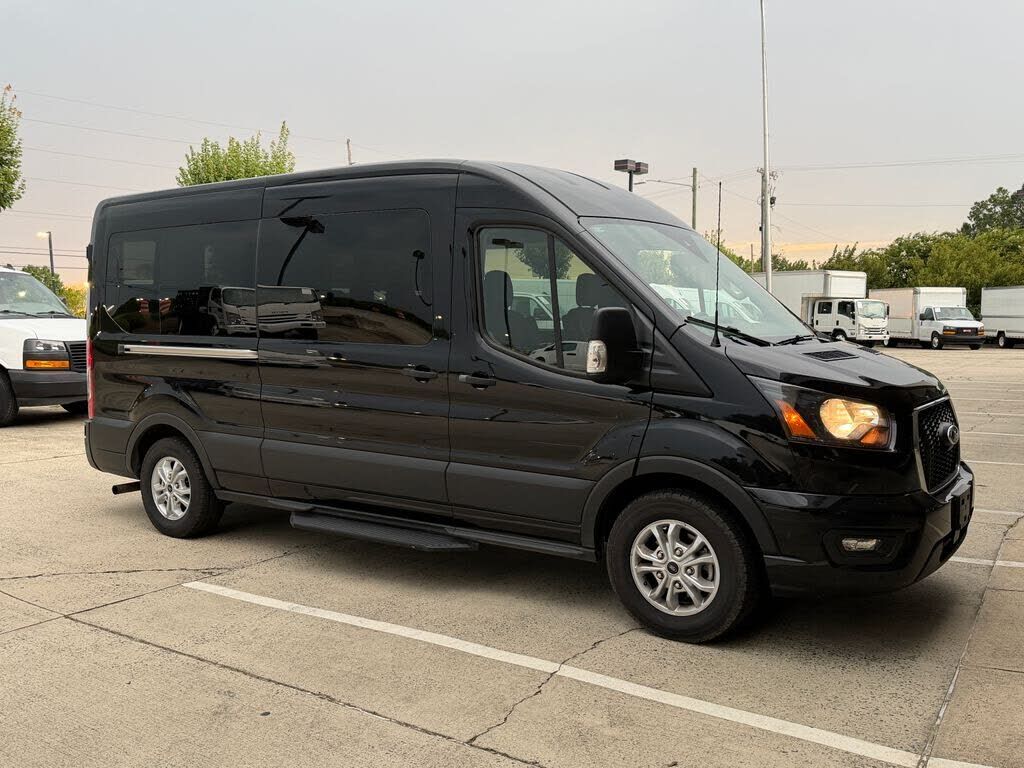 2025 FORD Transit