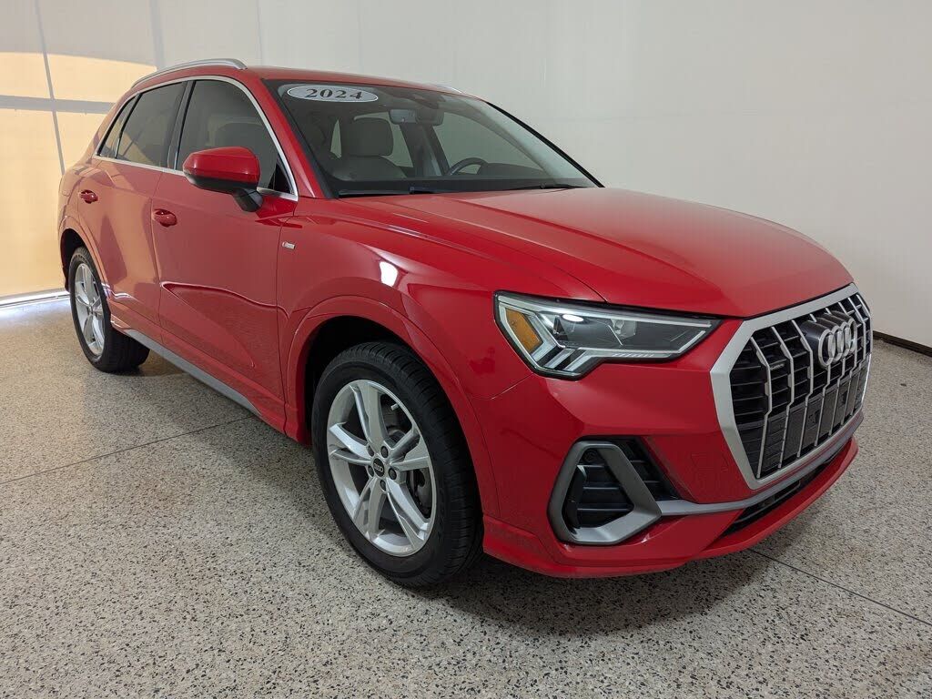 2024 AUDI Q3