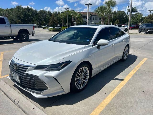 2019 TOYOTA Avalon