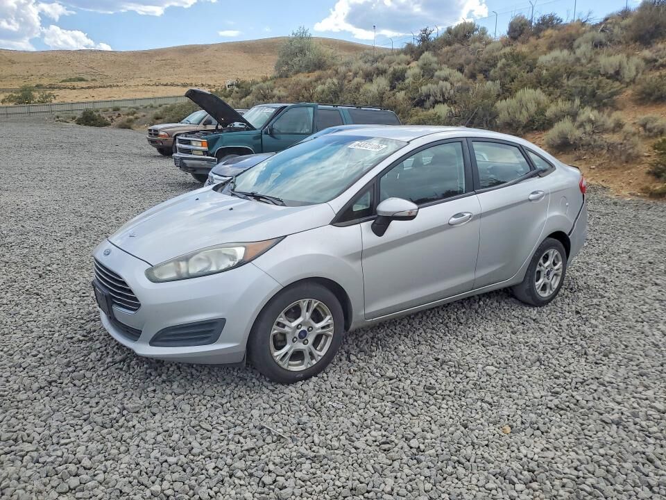 2015 FORD Fiesta