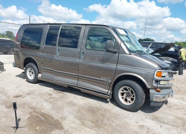 2002 CHEVROLET Express