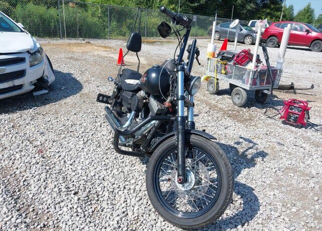 2009 HARLEY DAVIDSON FXDB / Dyna Street Bob
