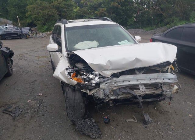 2010 SUBARU Outback