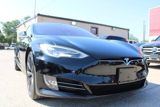 2017 TESLA Model S