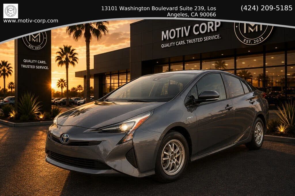 2016 TOYOTA PRIUS
