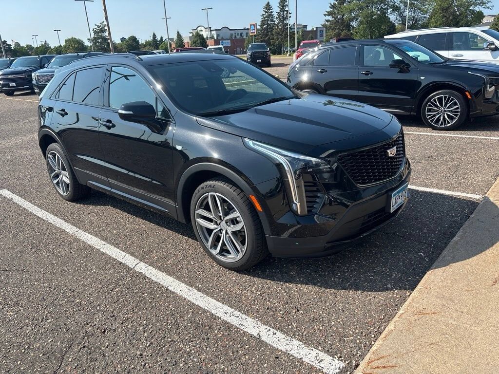 2023 CADILLAC XT4