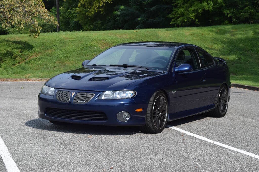 2005 PONTIAC GTO