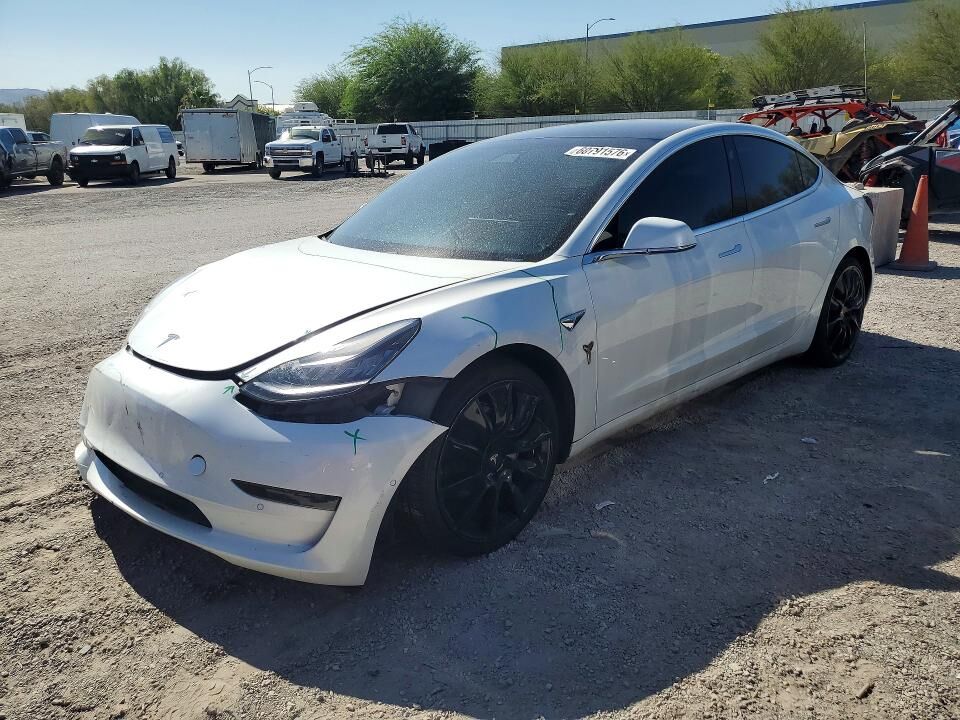2020 TESLA Model 3