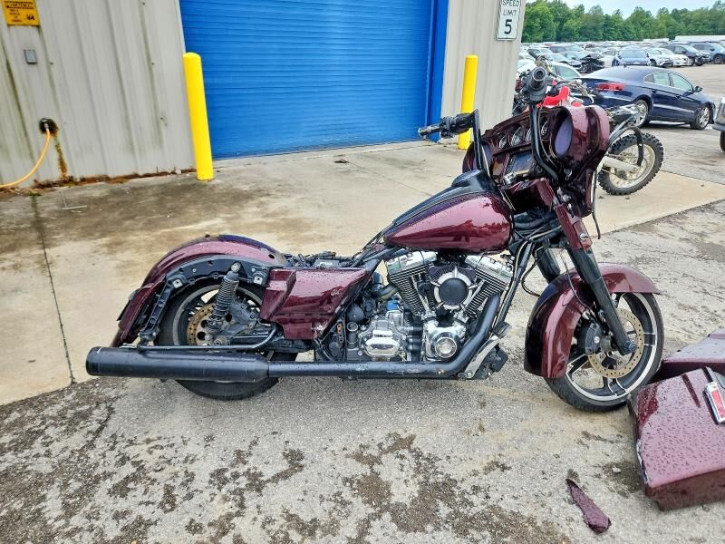 2014 HARLEY DAVIDSON Street Glide Special