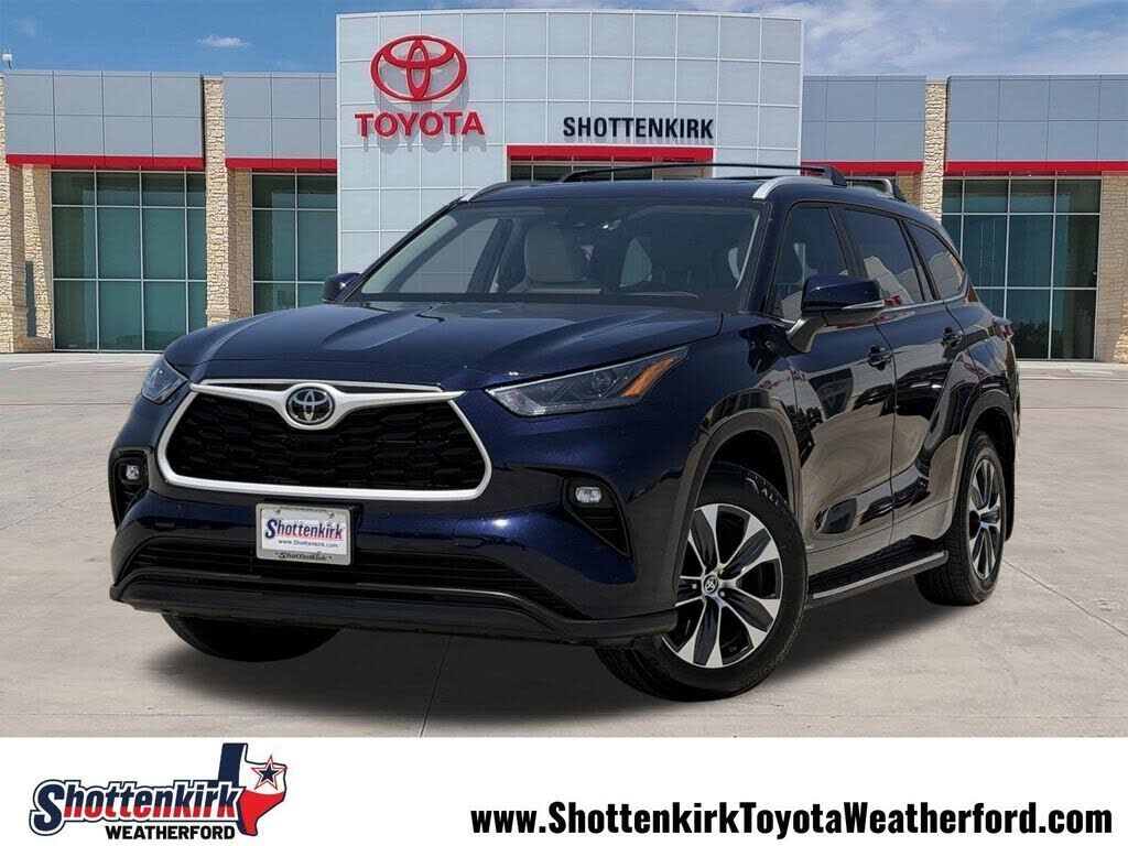 2025 TOYOTA Highlander