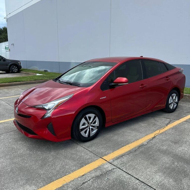 2016 TOYOTA PRIUS