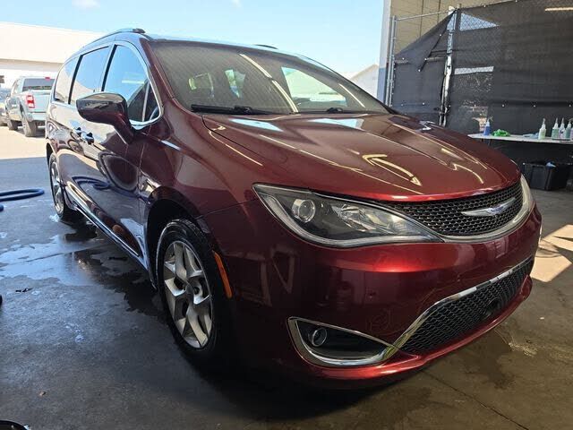 2020 CHRYSLER Pacifica