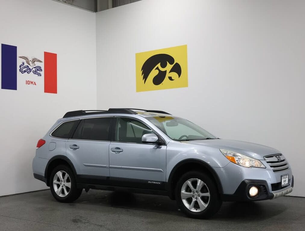 2014 SUBARU Outback