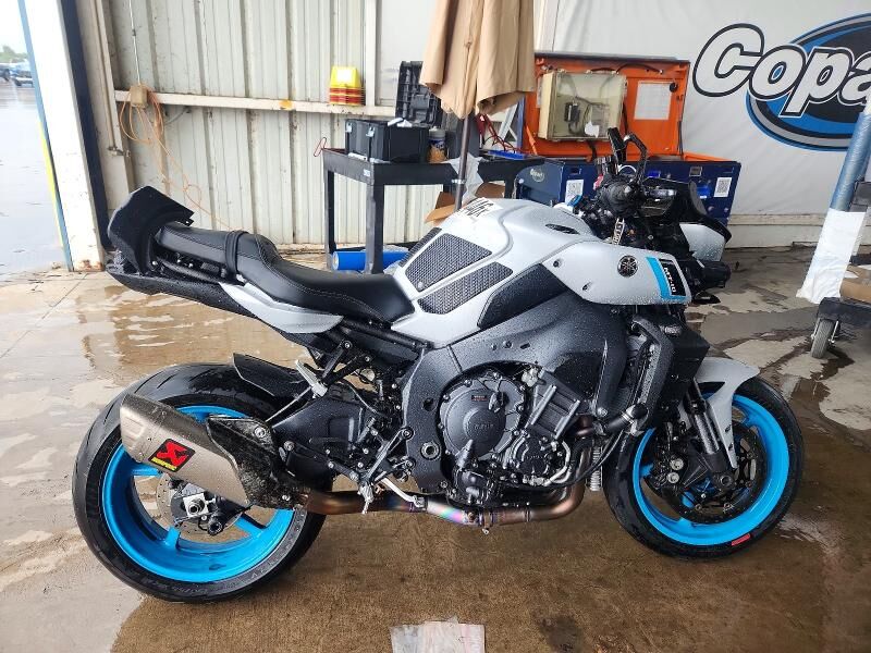 2025 YAMAHA MTN1000