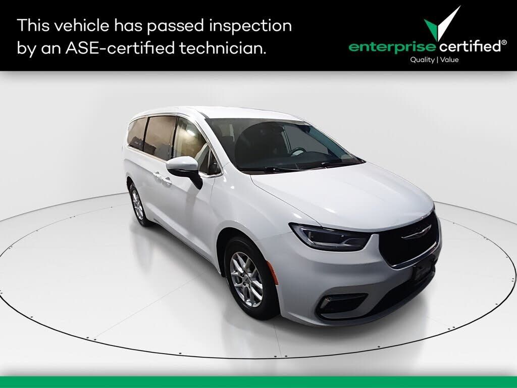 2023 CHRYSLER Pacifica