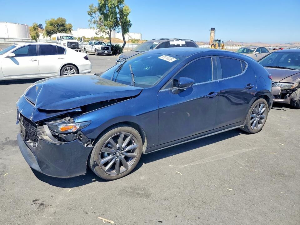 2023 MAZDA Mazda3