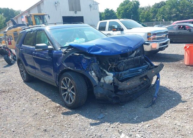 2015 FORD Explorer