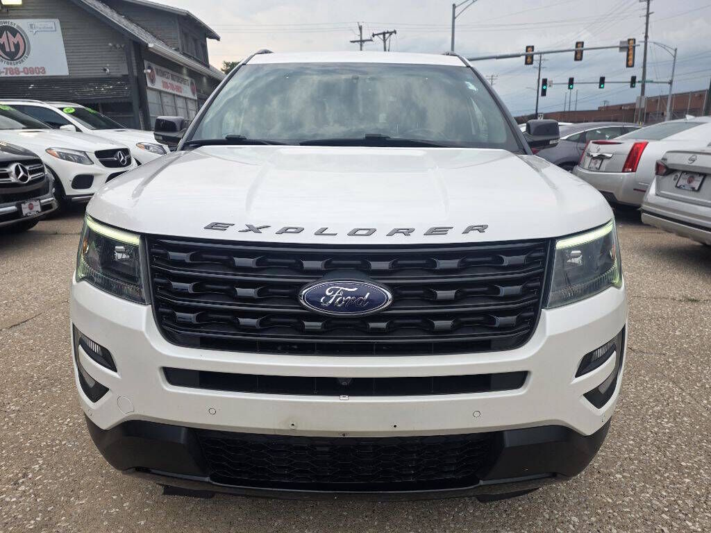 2016 FORD Explorer