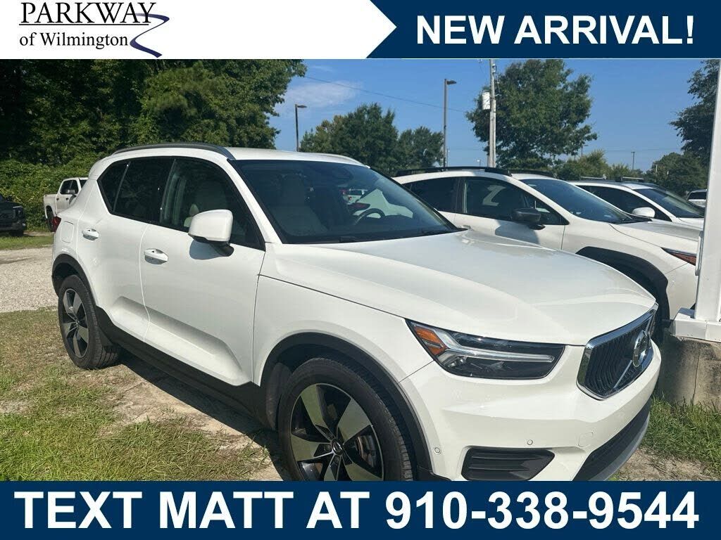 2019 VOLVO XC40