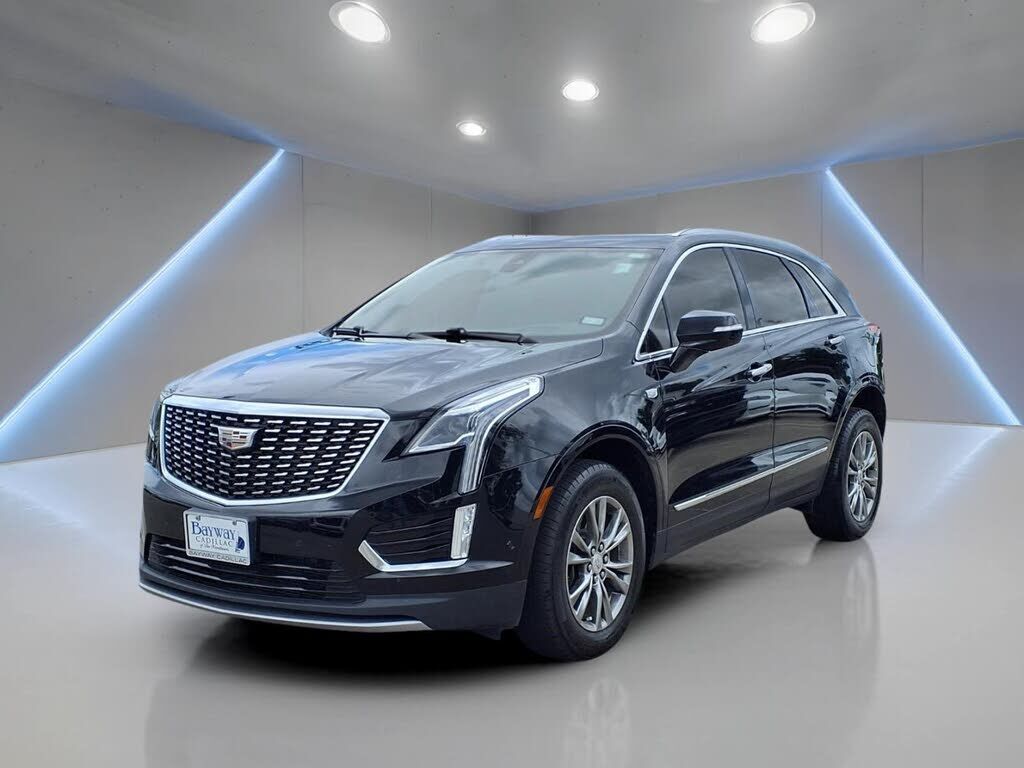 2022 CADILLAC XT5