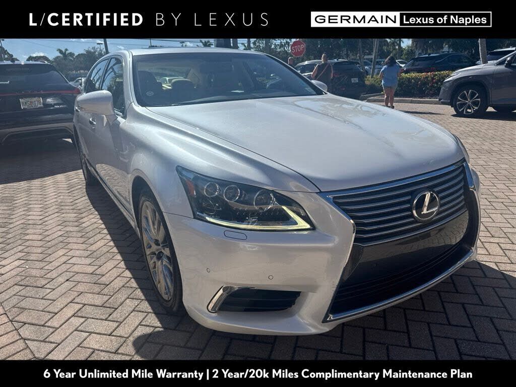 2016 LEXUS LS