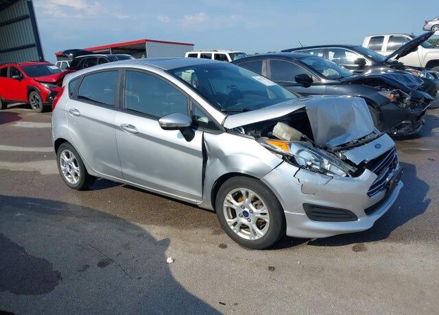 2016 FORD Fiesta