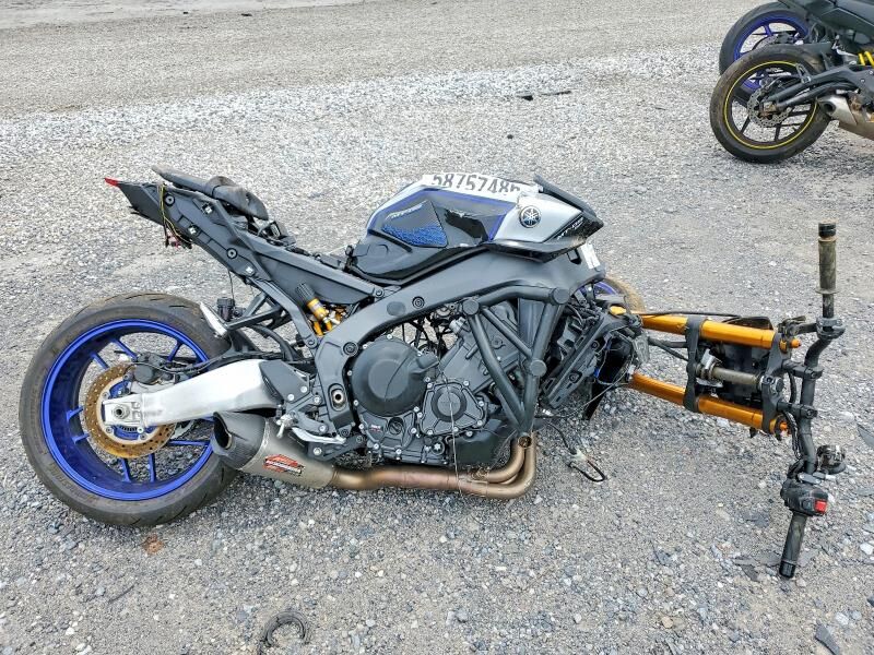 2025 YAMAHA MTN890