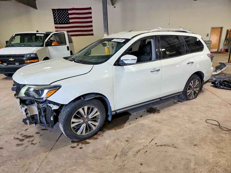 2018 NISSAN Pathfinder