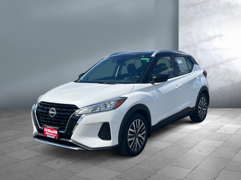 2023 NISSAN Kicks